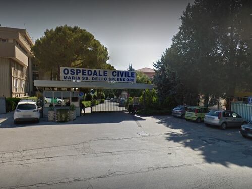 Fermato per un controllo, parcheggiatore abusivo nigeriano aggredisce un carabiniere