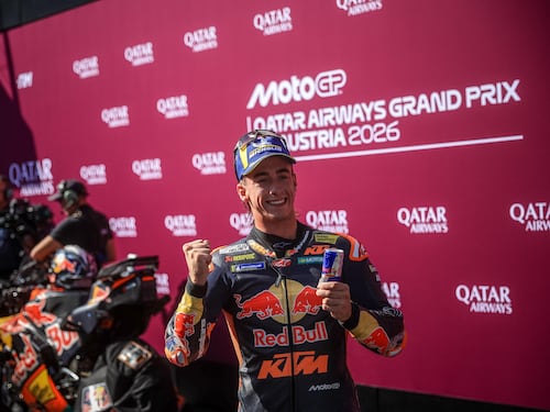 Prima gioia Acosta, Bez a podio. Martin (2°) allunga su Marquez (5°)