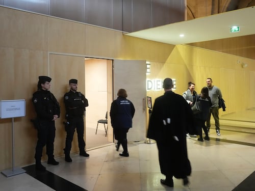 Attentato ai mercatini di Strasburgo, 30 anni al principale imputato