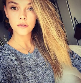 Nina Agdal, l'angelo di Victoria's Secrets posa senza veli 11