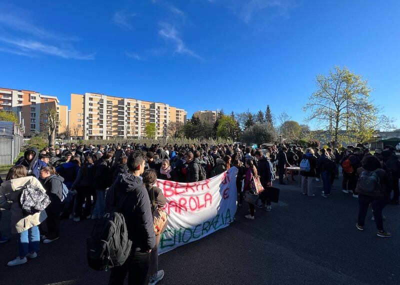 Protesta all'agraria di Opera