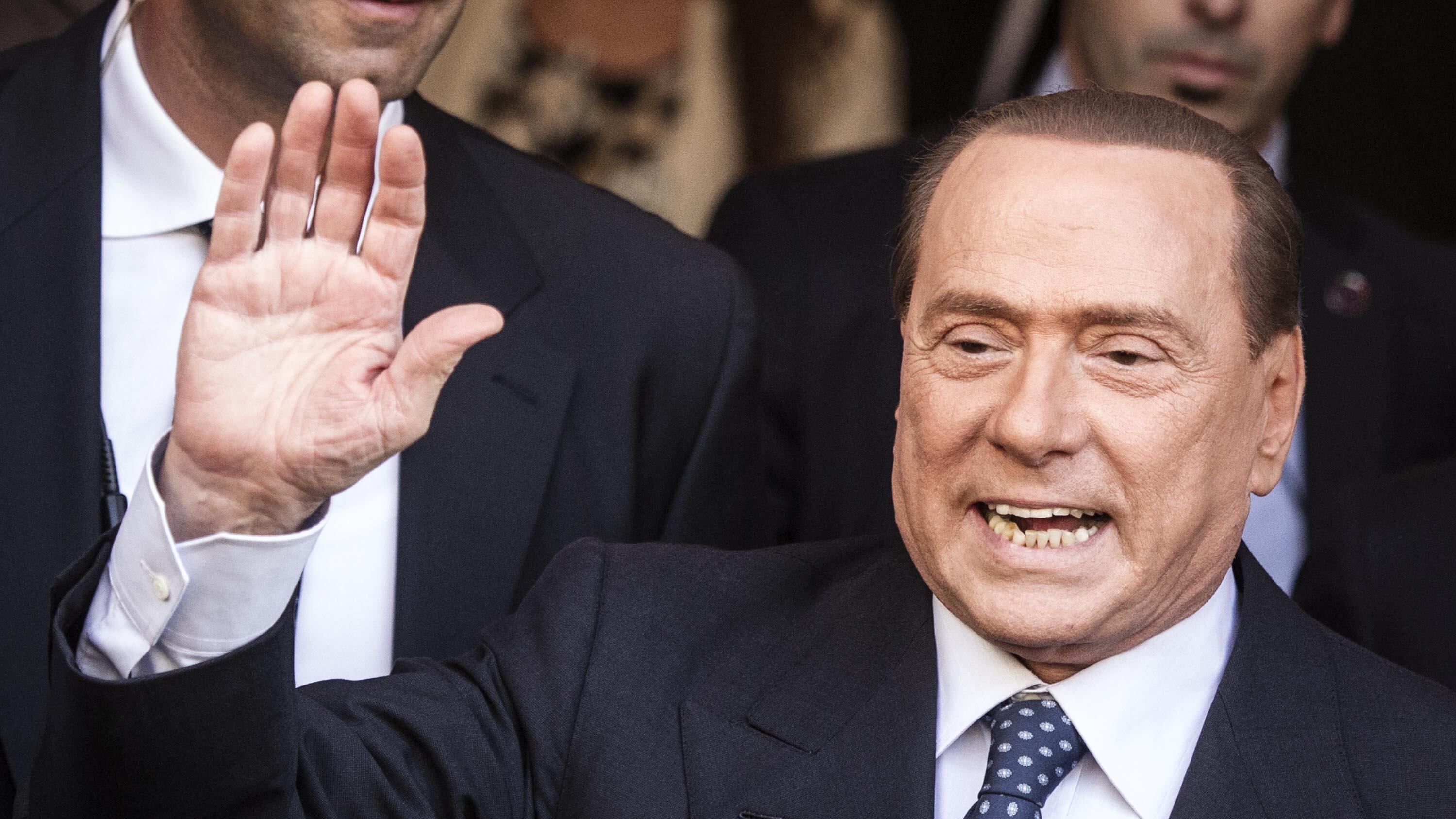 Tutto secondo copione: Berlusconi va a processo chi lo accusa la fa franca