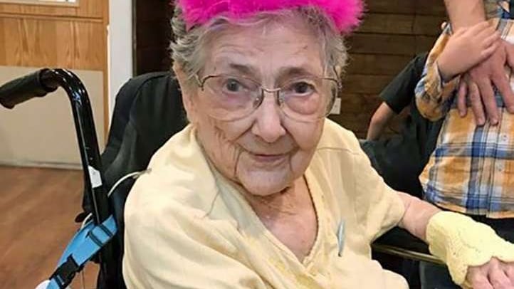 Visse sino a 99 anni con gli organi invertiti, Rose Marie non lo ha mai saputo