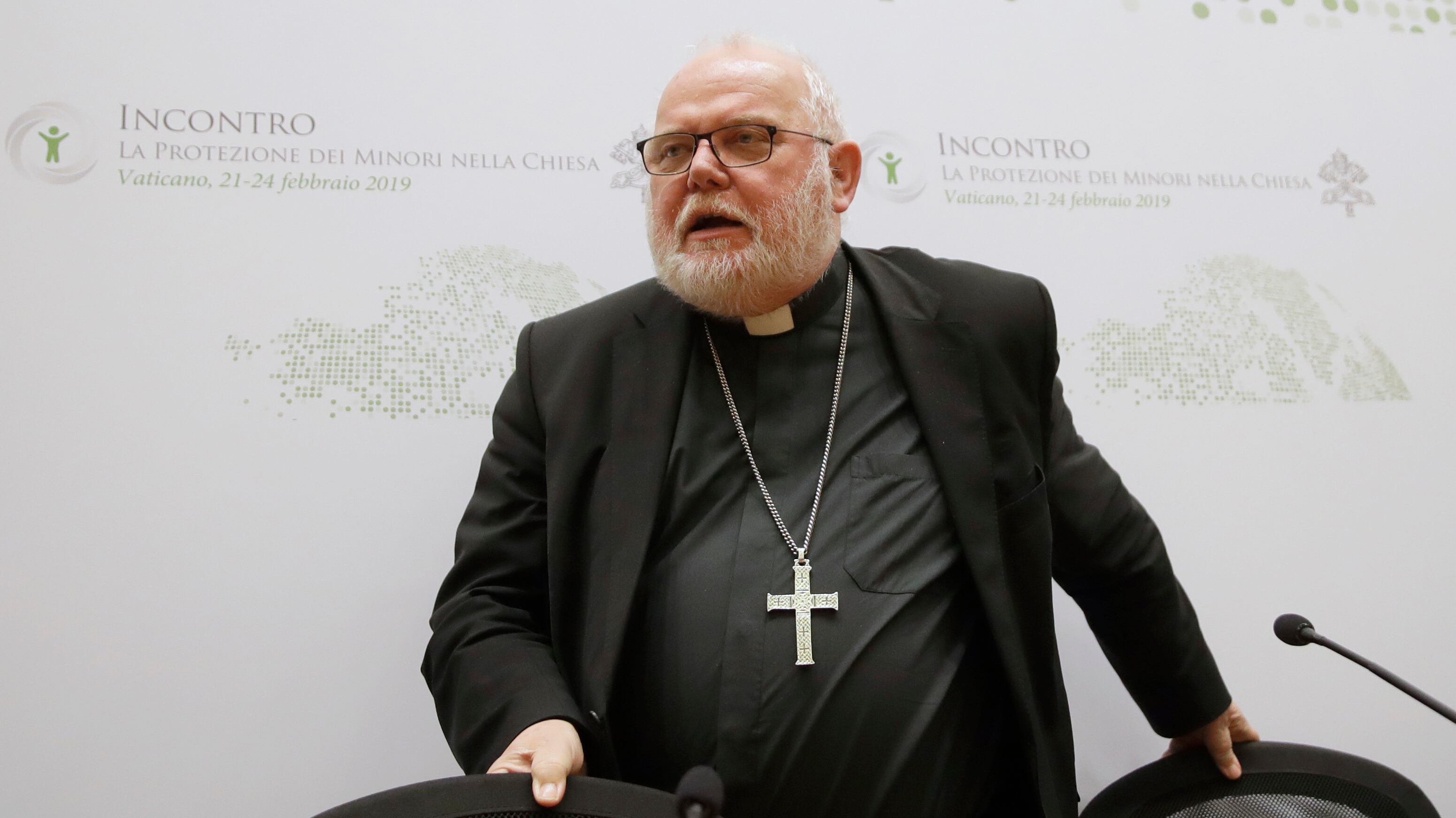Il Papa e lo stop a Marx: "Dobbiamo chiedere la grazia della vergogna"