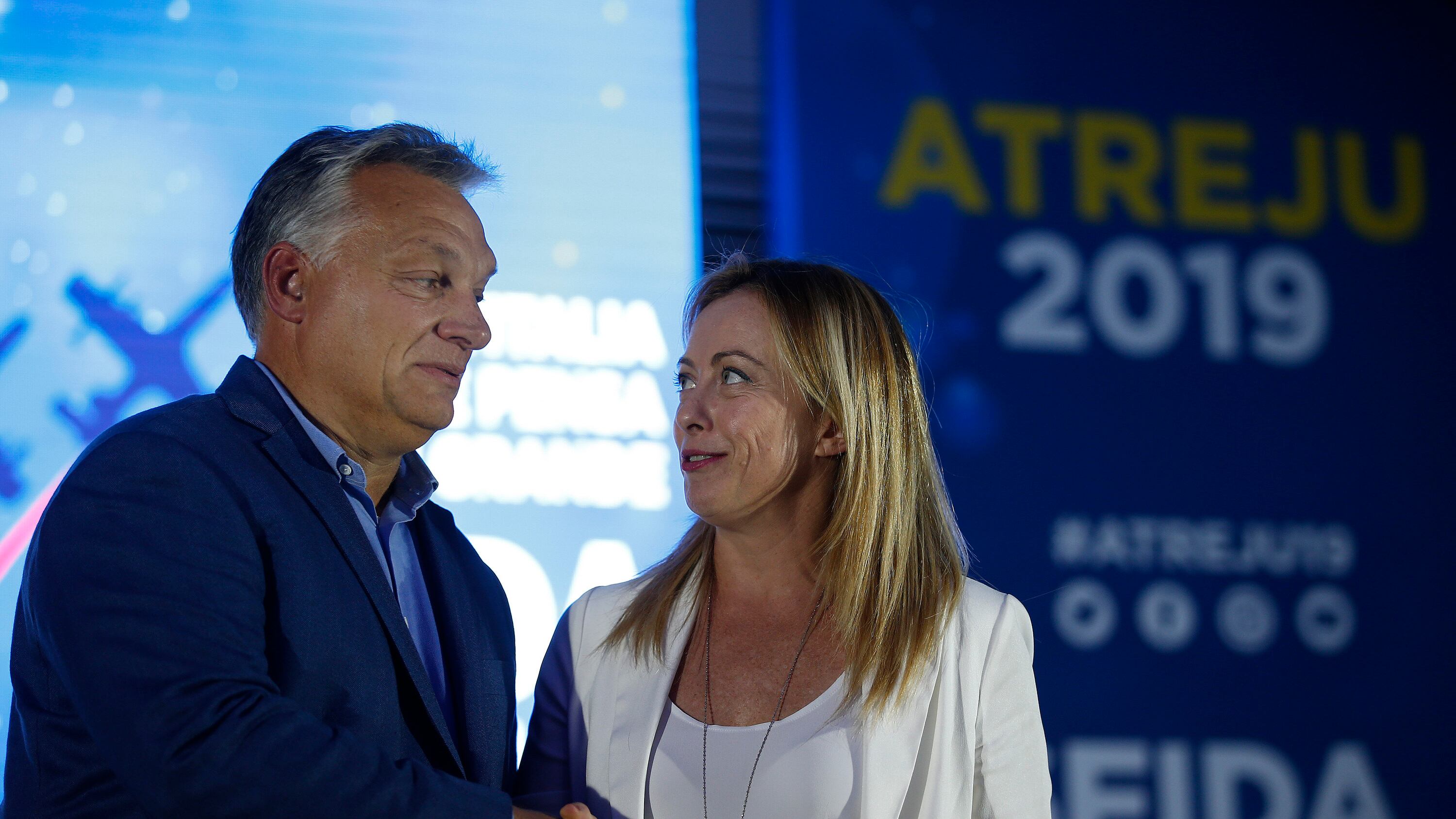 Viktor Orban scrive a Giorgia Meloni: "Continuiamo la collaborazione sulla politica del buon senso"