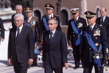 Chi è Sergio Mattarella, il XII Presidente 9