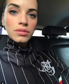Valentina Pegorer ed Ema Stokholma, le foto sexy 24