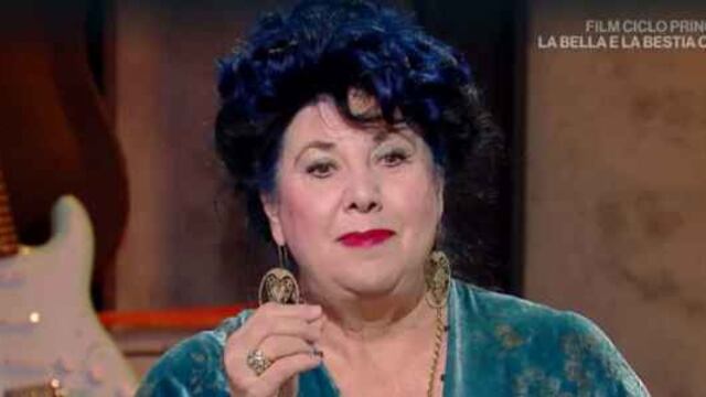 Marisa Laurito rivela: "Con l’ipnosi ho scoperto chi ero in un'altra vita"