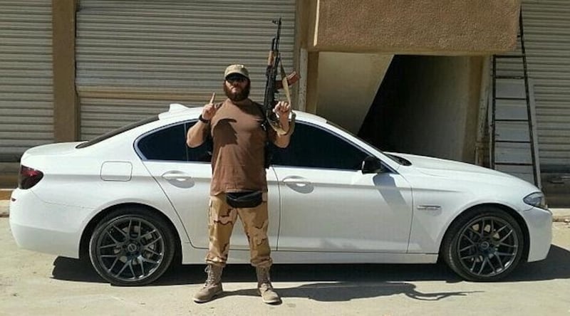 Dall'Australia alla Siria per ammazzare i fedeli dell'islam 5