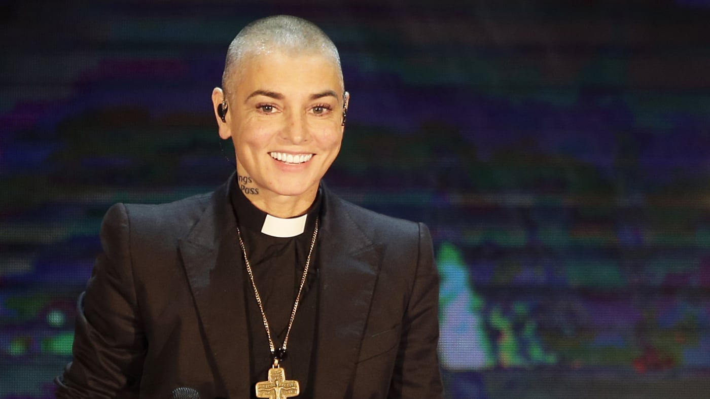 Gli abusi, il disturbo bipolare, l'islam: la tormentata vita di Sinead O'Connor
