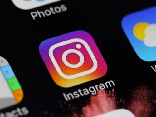 Instagram, arrivano i messaggi a scomparsa