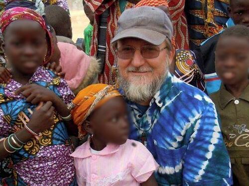Padre Maccalli e Nicola Chiacchio sono vivi, la prova nel filmato dei sequestratori