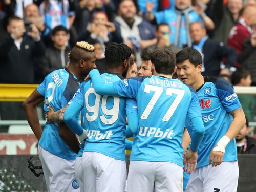 Il Napoli fa trenta aspettando la lode