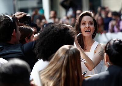 Angelina Jolie al Toronto Film Festival accompagnata dai figli 8