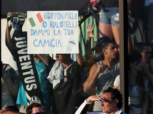 Italia, gol record e pari da arrossire