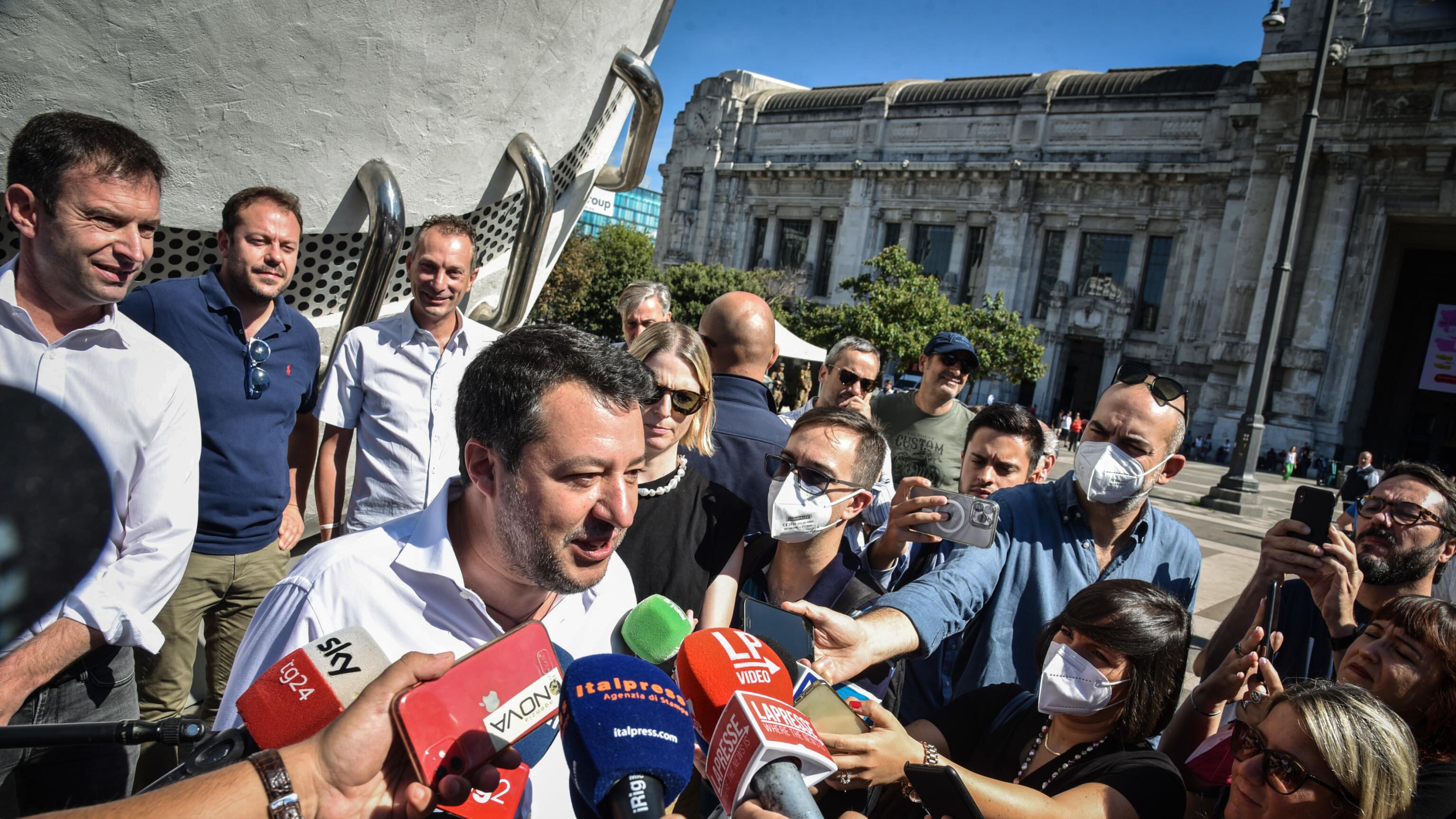 "Diecimila nuovi agenti e più videosorveglianza"