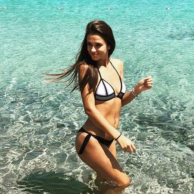 Lady de Vrij incanta sui social: gli scatti di Doina Turcanu 10