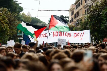 Manifestazione pro-Palestina: slogan e striscioni a Milano e Roma 3