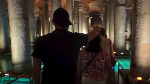 Francesco Totti in vacanza scatena la bufera per uno scherzo