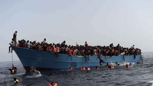 Lampedusa alza la voce: "Basta sbarchi dei migranti, l'hotspot va chiuso"