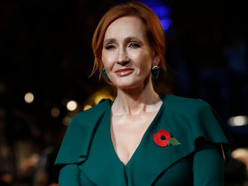 "Lo hanno rovinato". J.K. Rowling attacca gli attori dei film di Harry Potter