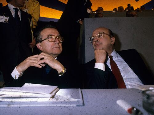 Quelle profezie di Andreotti e Craxi. "Arriveranno a milioni, sarà inarrestabile"