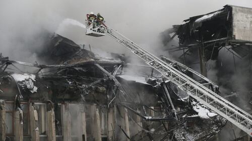 Biblioteca storica a fuoco a Mosca. Tra le più grandi in tutta la Russia