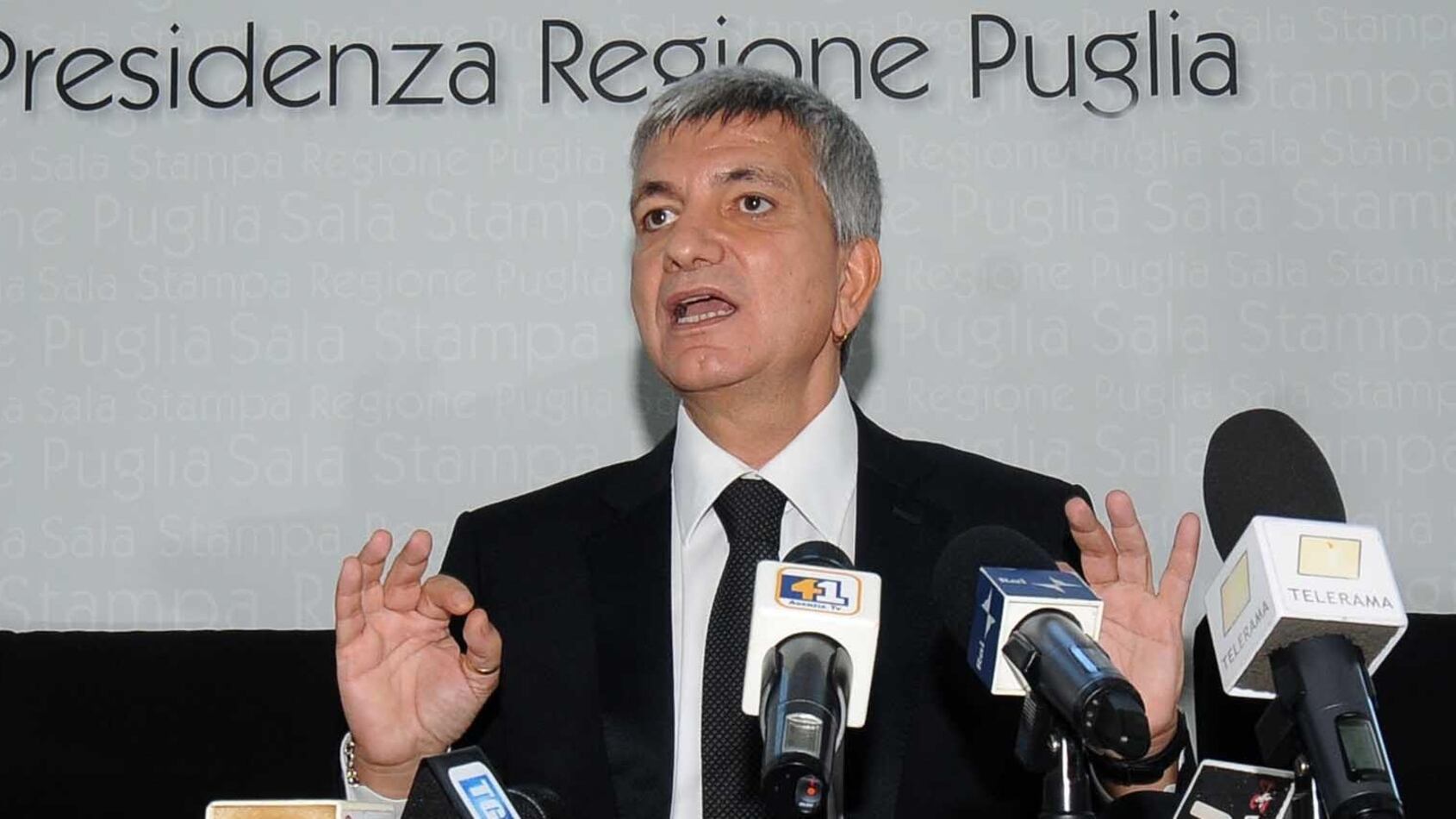 Vendola smemorato salta sul carro di Matteo
