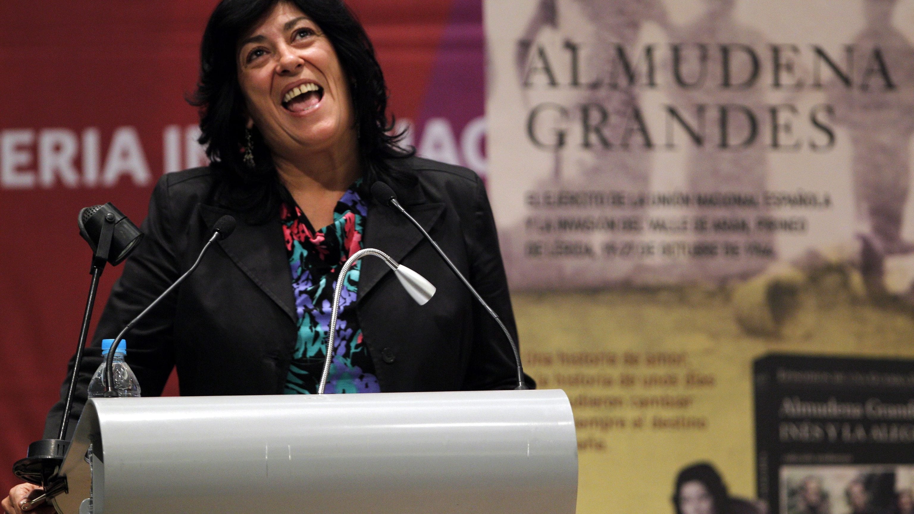 La scrittrice spagnola: "Non racconto il sesso, ma il desiderio"