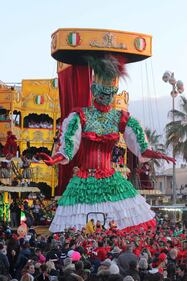 Carri al carnevale di Viareggio 15