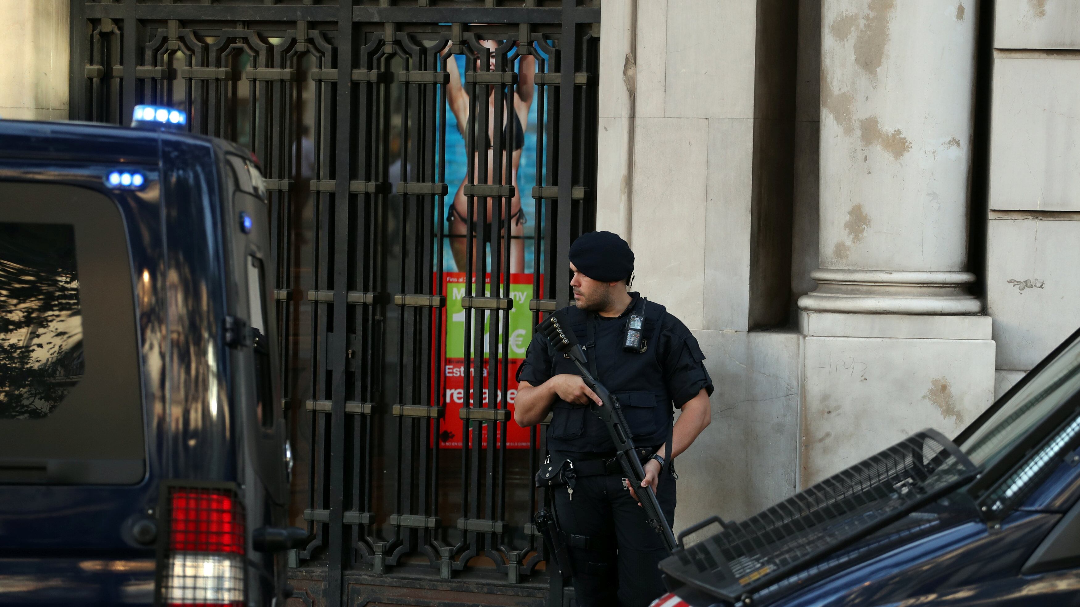 Allerta terrorismo in Spagna: "Ci sarà un attacco a Natale"