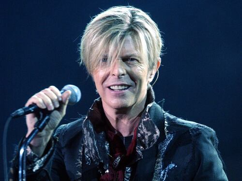 È morto a 69 anni David Bowie. Così il Duca Bianco ha cambiato il rock