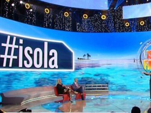 Via all'Isola: Ventura già leader
