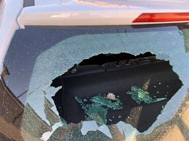 Frammenti di un Boeing 787 cadono su tetti e automobili a Fiumicino 6