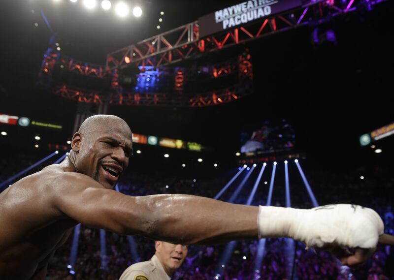 Floyd Mayweather ha sconfitto Manny Pacquiao 8