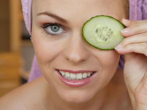 Tornano gli alchimisti L'ultima moda beauty? Farsi i cosmetici in casa