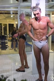 Gf Vip, la doccia di Bettarini e Damante diventa una sfida di bellezza 5