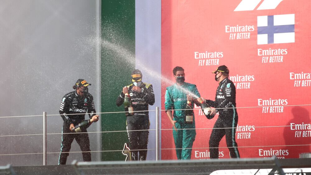F1, lo spumante batte lo champagne
