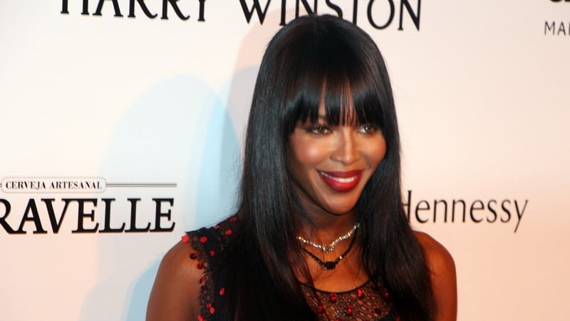 "Posso stare per giorni interi senza mangiare". La dieta estrema di Naomi Campbell