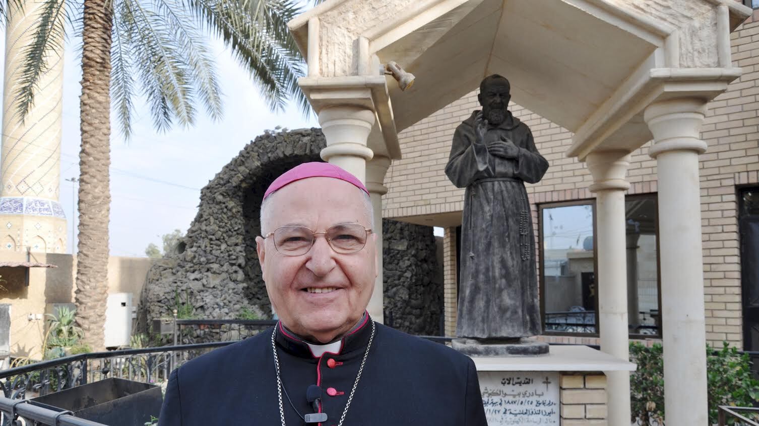 "Chiese e libri bruciati, ci vogliono distruggere"