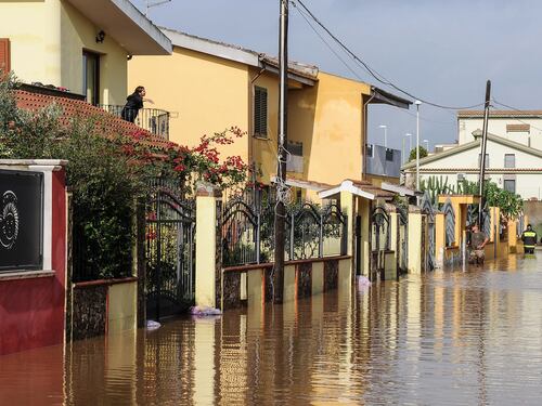 Un'ondata di fango travolge la Sardegna: tre morti e dispersi