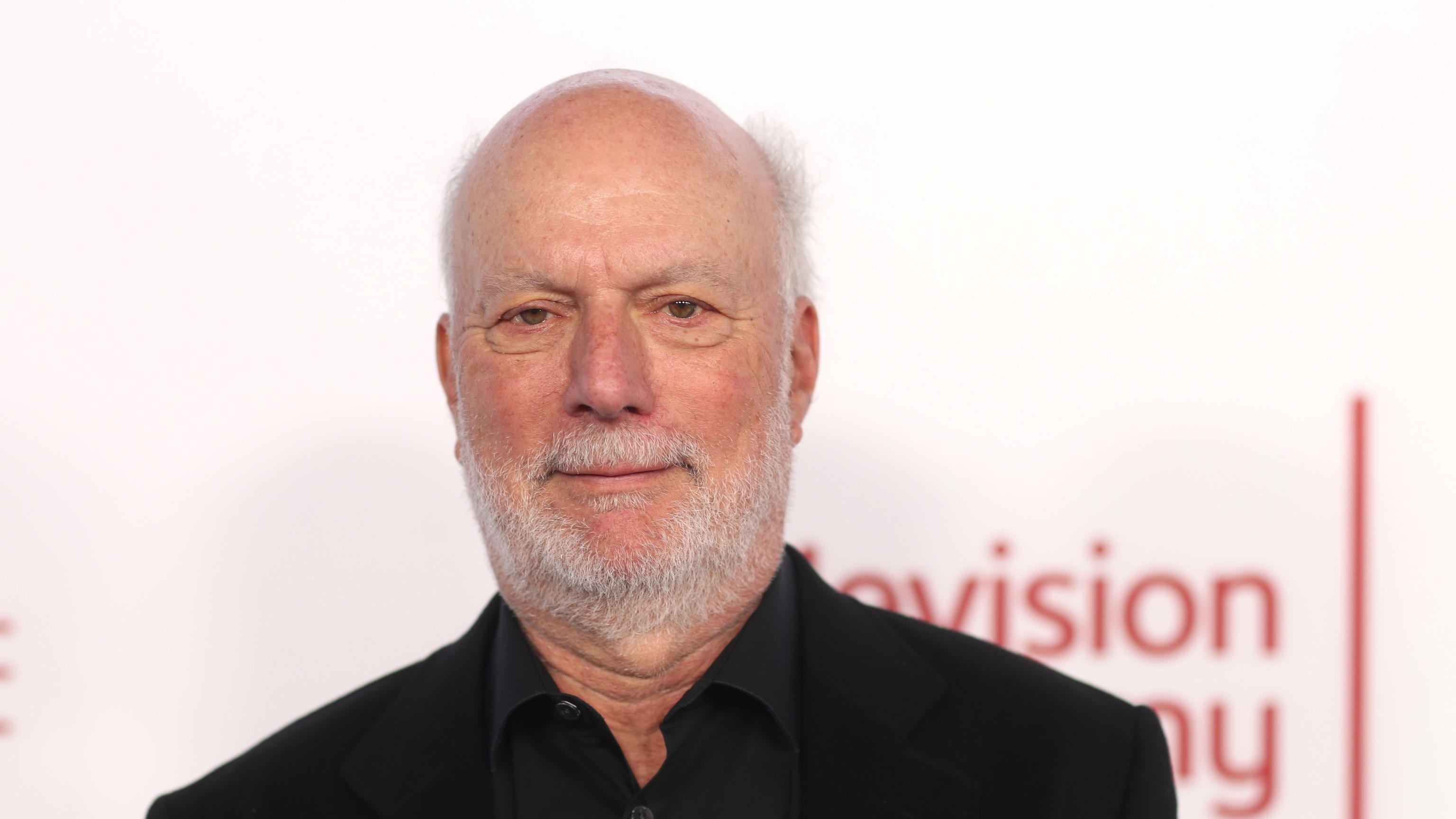 Addio a James Burrows: il regista di “Friends” e “Will & Grace” è morto a 85 anni