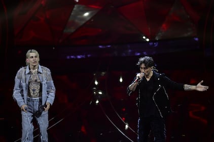 Sanremo 2024: ecco il look della quarta serata del Festival de Il Tre 1