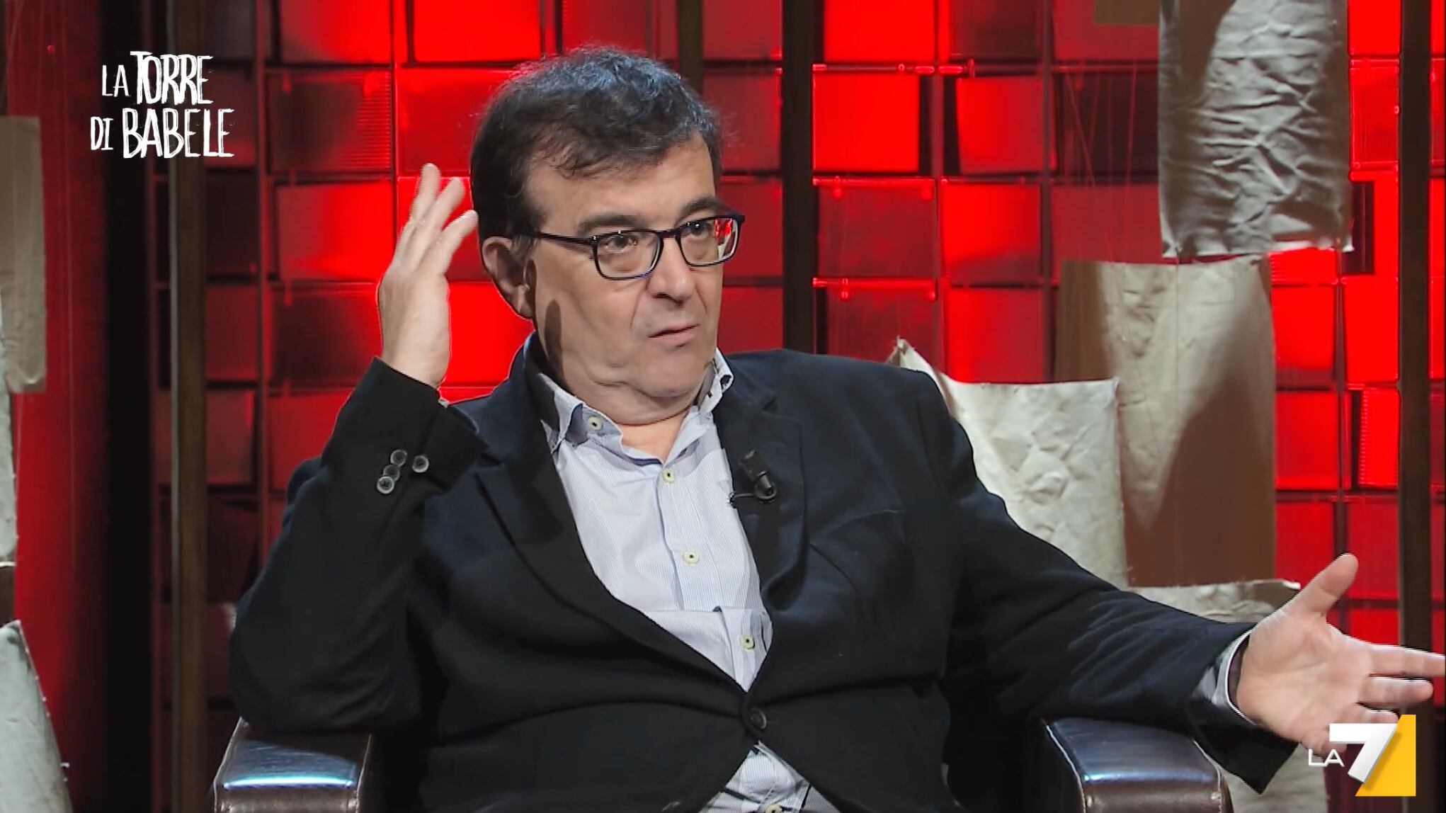 "Abbiamo il dovere di accogliere i migranti". La7 recluta anche gli spagnoli nella propaganda anti-Meloni