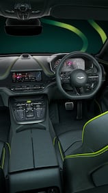  Aston Martin DBX707 AMR24, guarda tutte le foto 14