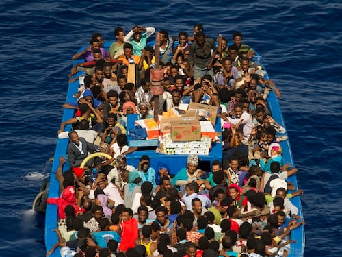 Migranti, il governo vuole limitare i ricorsi per i richiedenti asilo