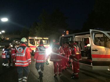 Germania, uomo con ascia si scaglia contro passeggeri 3