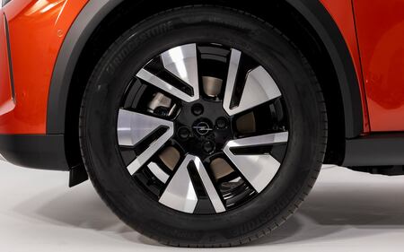 Nuova Opel Frontera, guarda tutte le foto  14