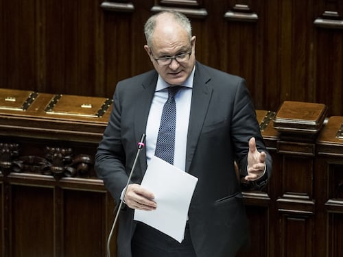 Effetto stop ai licenziamenti: assunzioni giù di 1,3 milioni