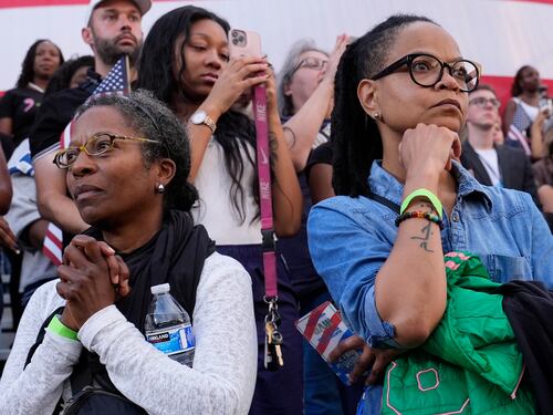 "Basta, non facciamo più sesso". L'assurda protesta delle donne anti Trump